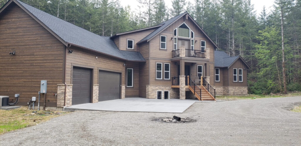 Rustic Charm with Durable Hardie Cedar Siding in Gig Harbor